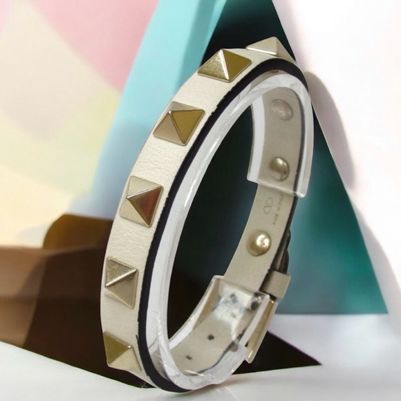 Valentino Garavani Rockstud Leather Bracelet 🤩🔥